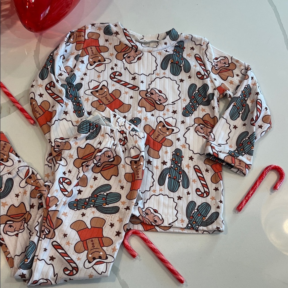 Bizzy Bean Holiday Pajamas!